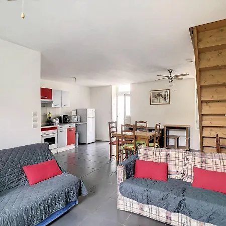 Maison 4 Pers. : Calme, Renovee, Proche Centre Et Marche, Avec Veranda Et Cour - Fr-1-710-15 2* Ла-Рошель